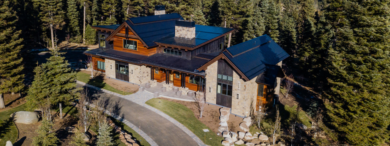 An example of a custom Pinetop home
